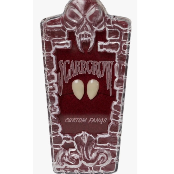 Scarecrow Deluxe Vampire Fangs, Small - Picture 2 of 4
